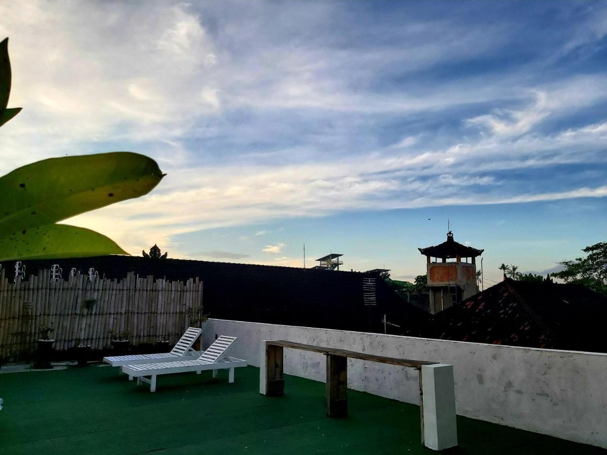 Genta House Hotel Kuta Lombok Exterior foto