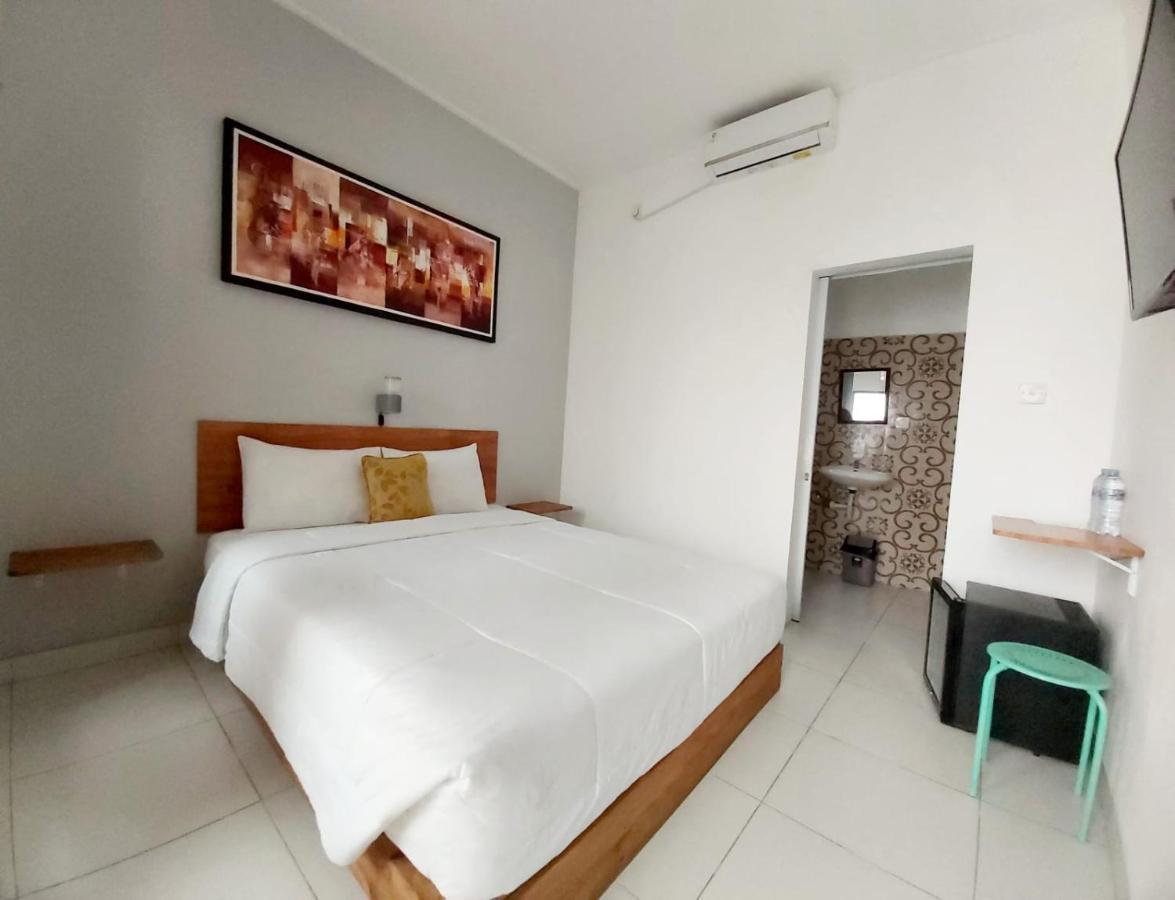 Genta House Hotel Kuta Lombok Exterior foto
