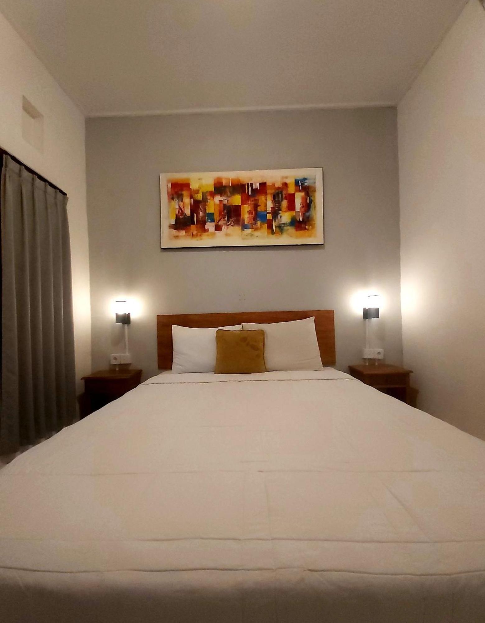 Genta House Hotel Kuta Lombok Exterior foto